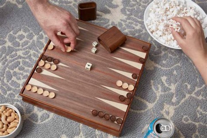 Is there strategy to backgammon?